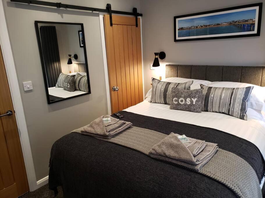 The Courtyard - Cosy, Secluded With Luxury Suite Walmer Exteriér fotografie